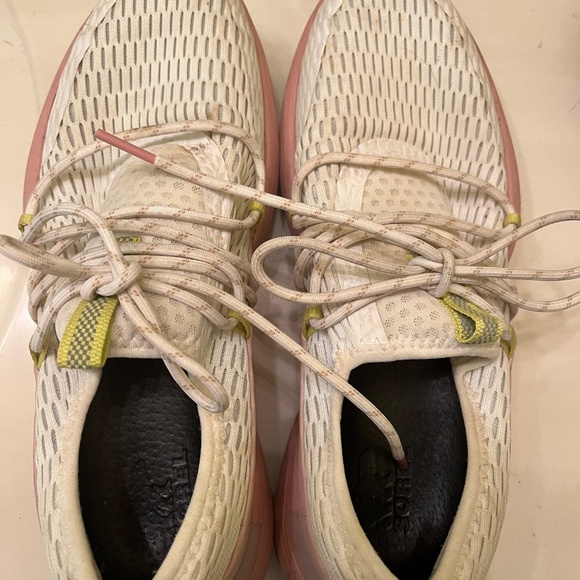 Sneakers - Picture 3 of 3